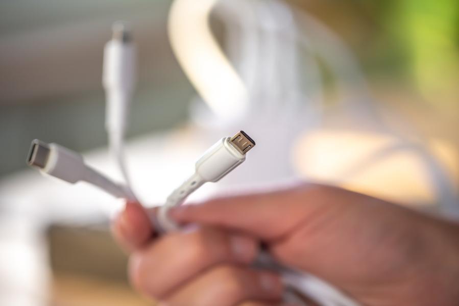 Rodzaje kabli telefonicznych – charakterystyka, zastosowanie i najważniejsze różnice