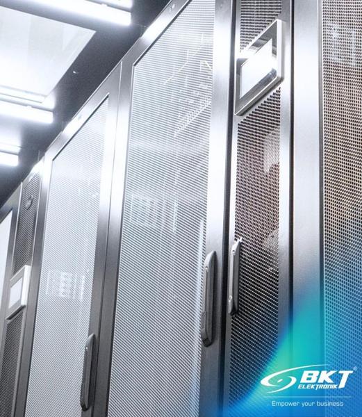 Jako producent rozwiązań dla Data Center, rozumiemy wyzwania związane z rosnącym zapotrzebowaniem na wydajne odbieranie zysków cieplnych ze sprzętu IT.